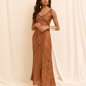 Imagen del vestido aura color teja de martina maletti