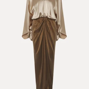 Imagen de la parte frontal del vestido Kaftan color beige de Martina Maletti