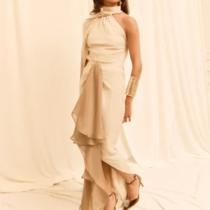 Imagen del top pia blanco y falda flora blanca de martina maletti brand